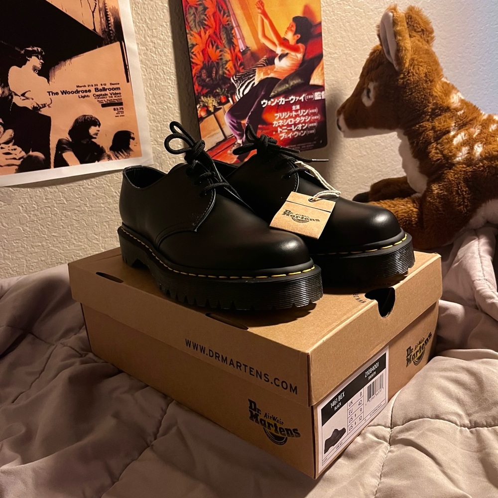 BRAND NEW Dr. Martens 1461 bex smooth leather oxfords (with box+tags)